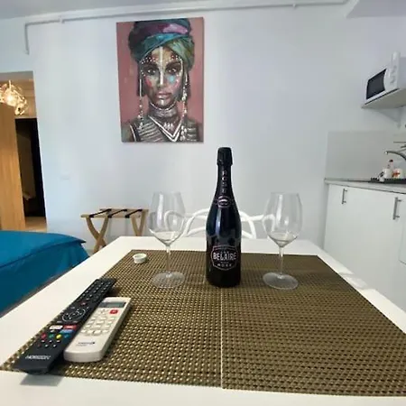 Apartman Sea View Alezzi 1 *