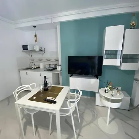 Sea View Alezzi 1